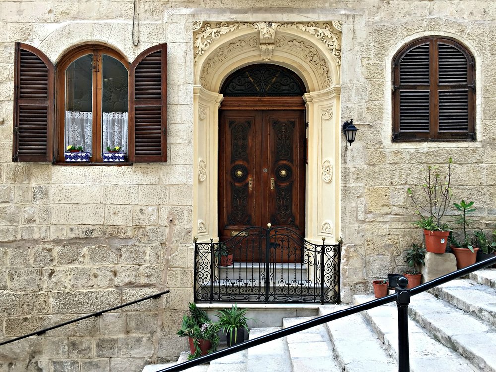 doors and windows valletta