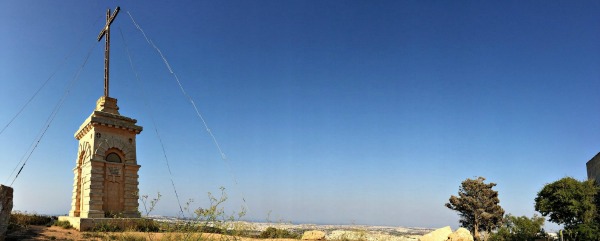 laferla cross malta