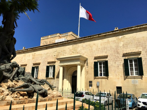 auberge d'aragon valletta